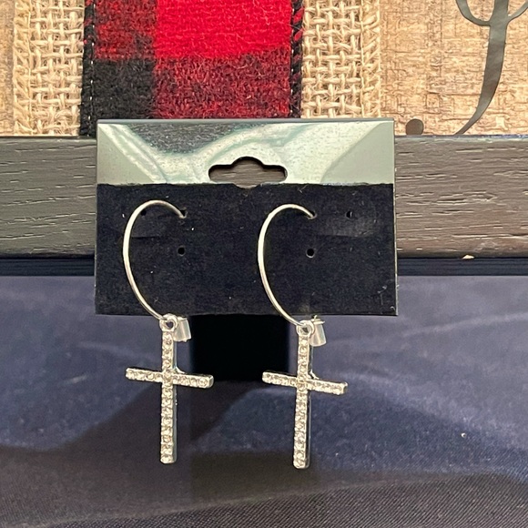 New Arrival Cross Hoop Earrings - Picture 1 of 1
